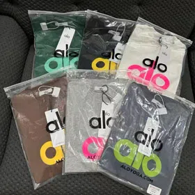ALO Foamed Letter Hot Stamped Silver Short-Sleeved Crew Neck T-Shirt-5096